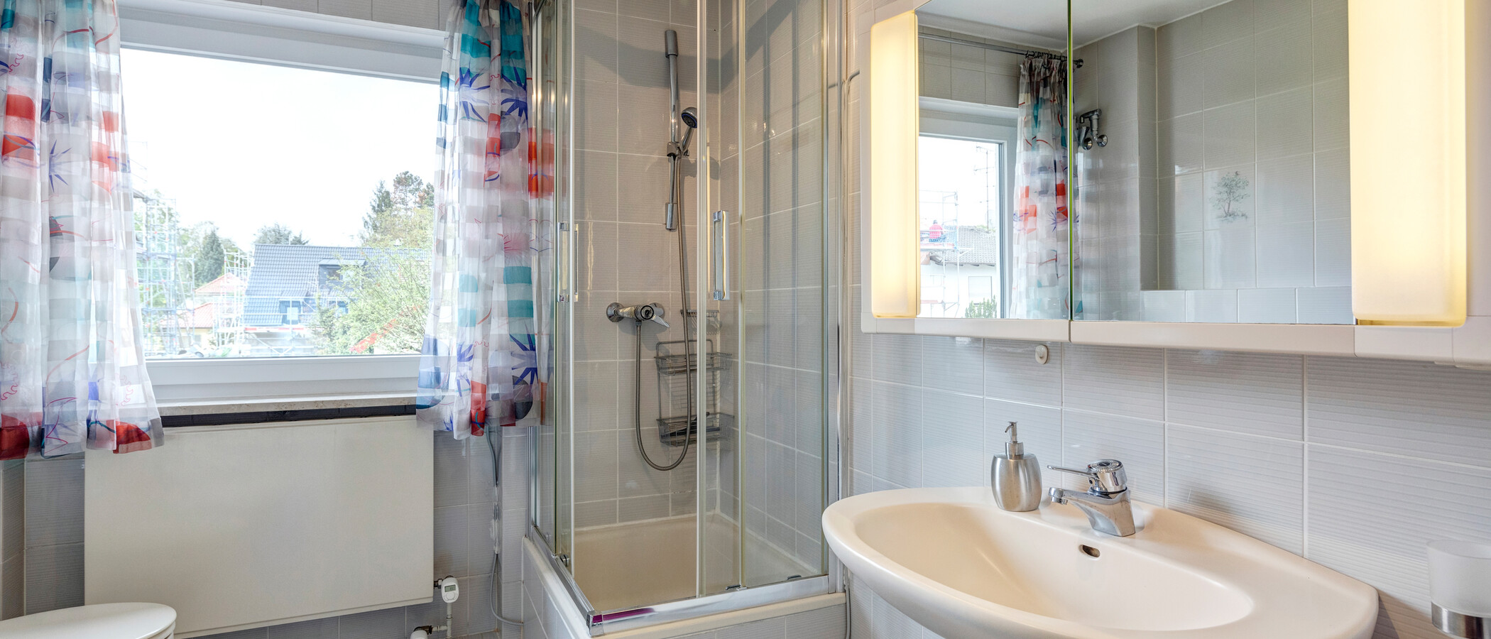 chalet adosado en el medio München Moosach 02 baño 11852