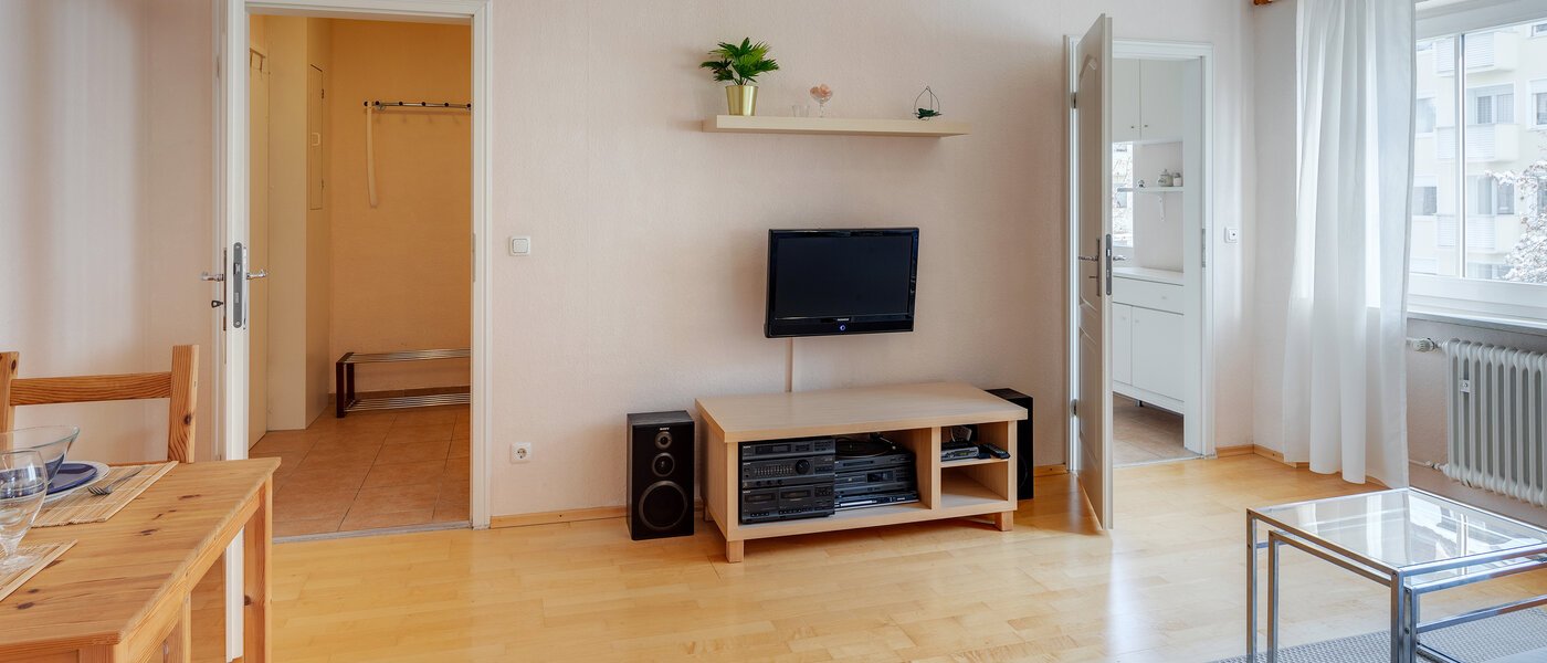 apartamento München Schwabing-West (rund um den Hohenzollernplatz) 02 zona de día  1187