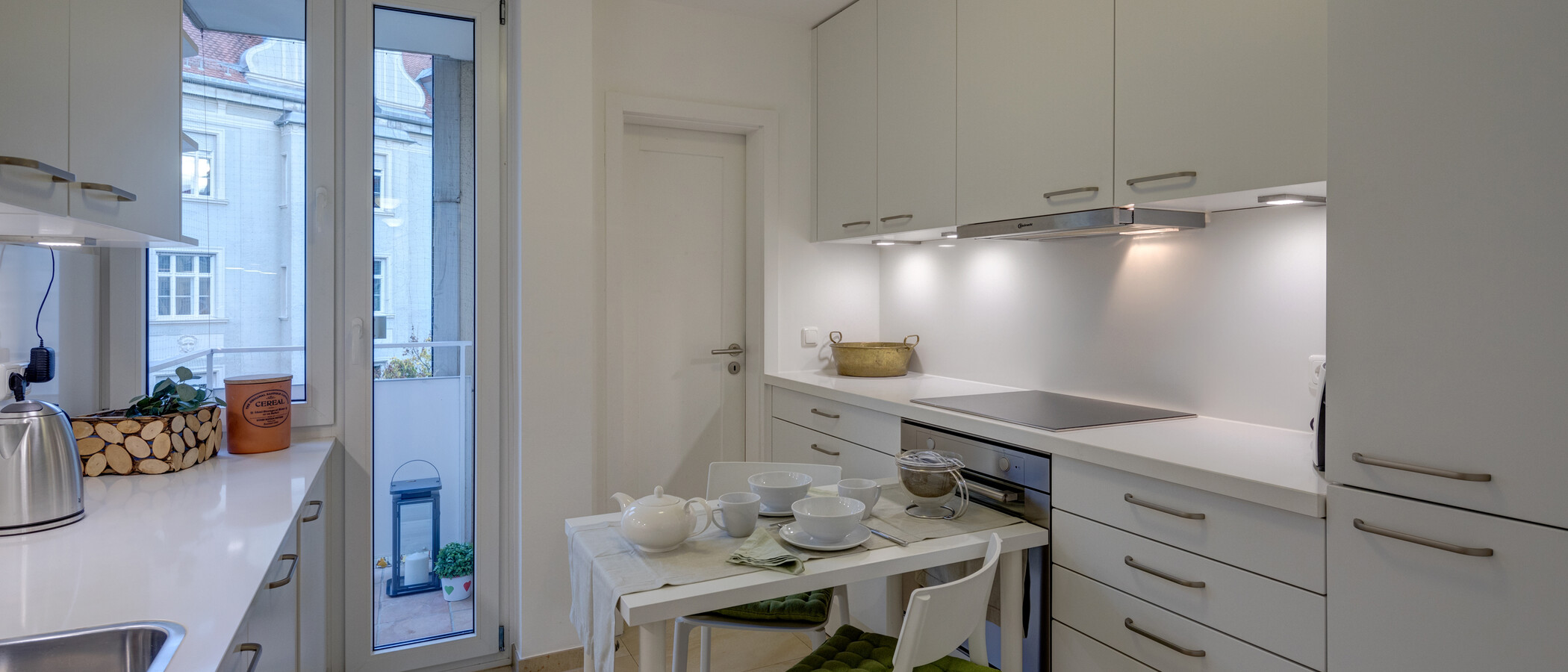 apartamento München Schwabing (links der Leopoldstraße) 01 cocina 11895
