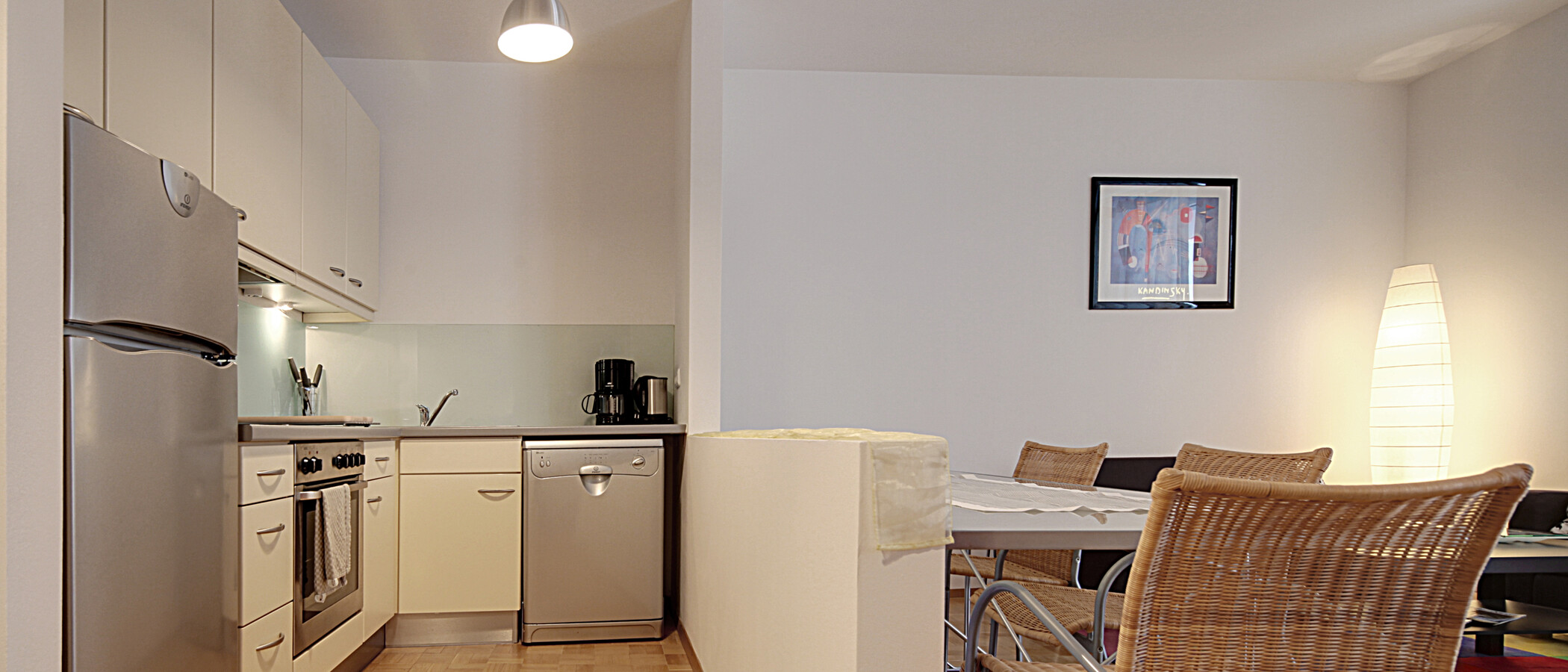 apartamento München Schwabing (links der Leopoldstraße) 01 cocina 1191