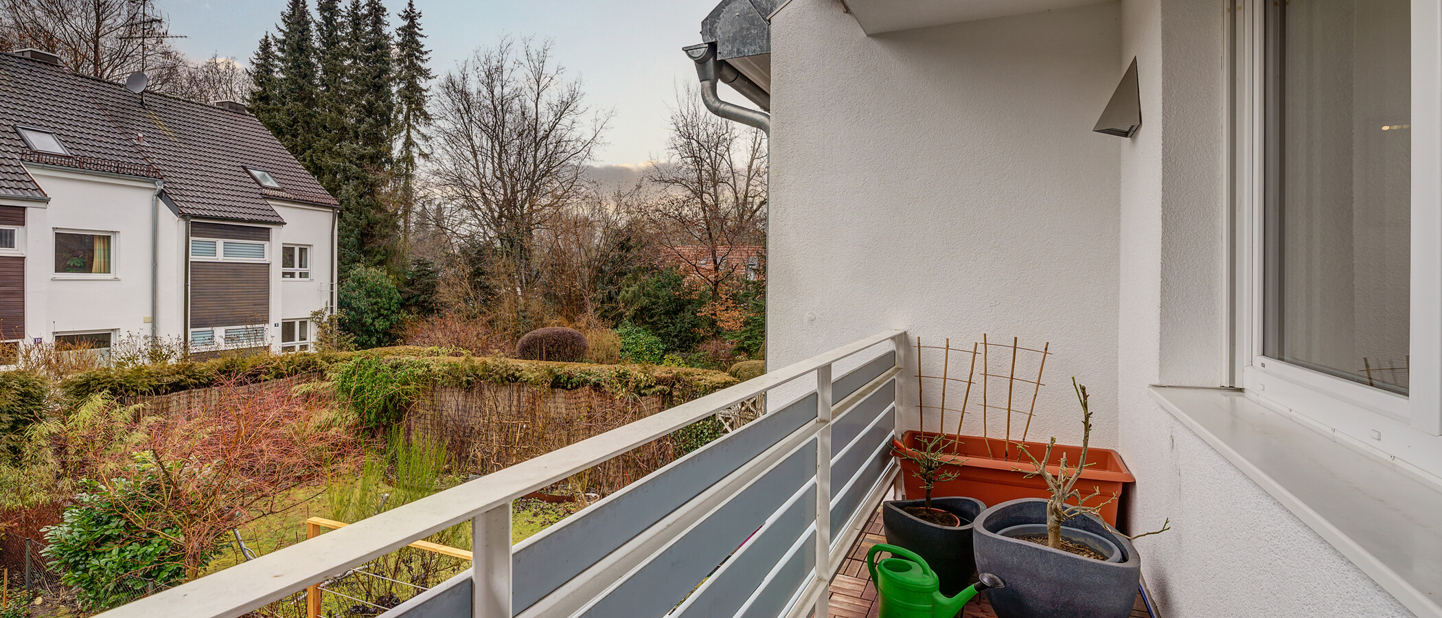chalet adosado en el medio Baldham Vaterstetten 02 balcón 12473