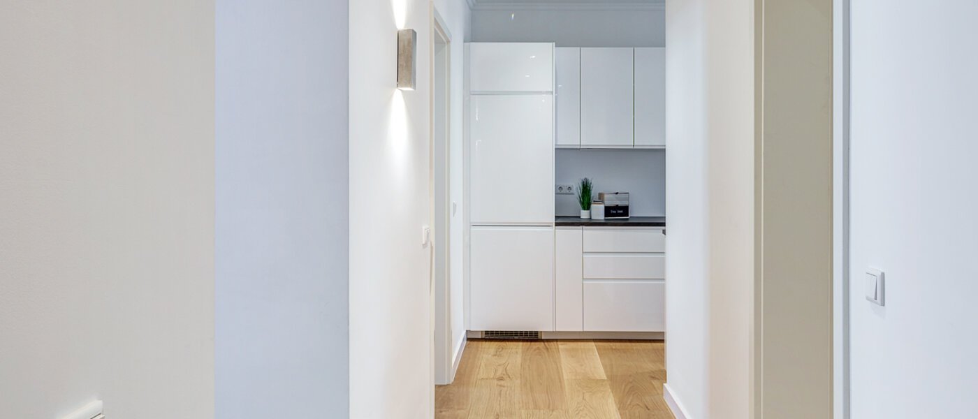 apartamento München Neuhausen 02 pasillo 12582