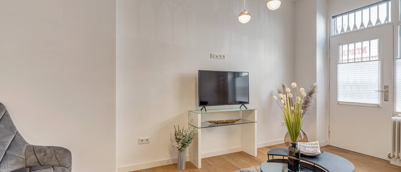 apartamento München Neuhausen 03 sala de estar 12582