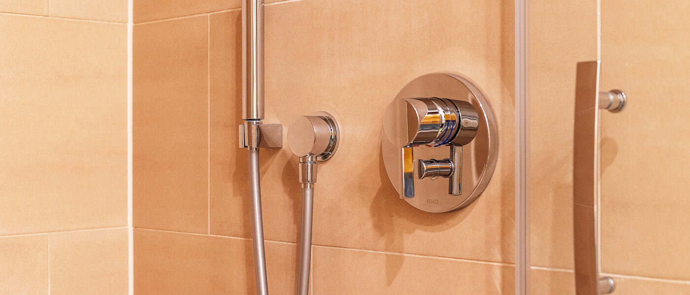 apartamento München Schwabing-West (rund um den Hohenzollernplatz) 02 baño 12583