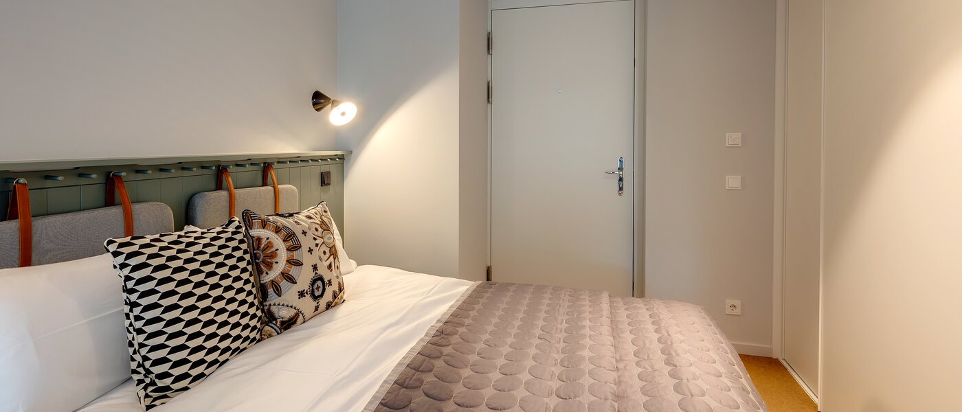 dúplex con galería München Herzogpark 03 zona de dormir 12615