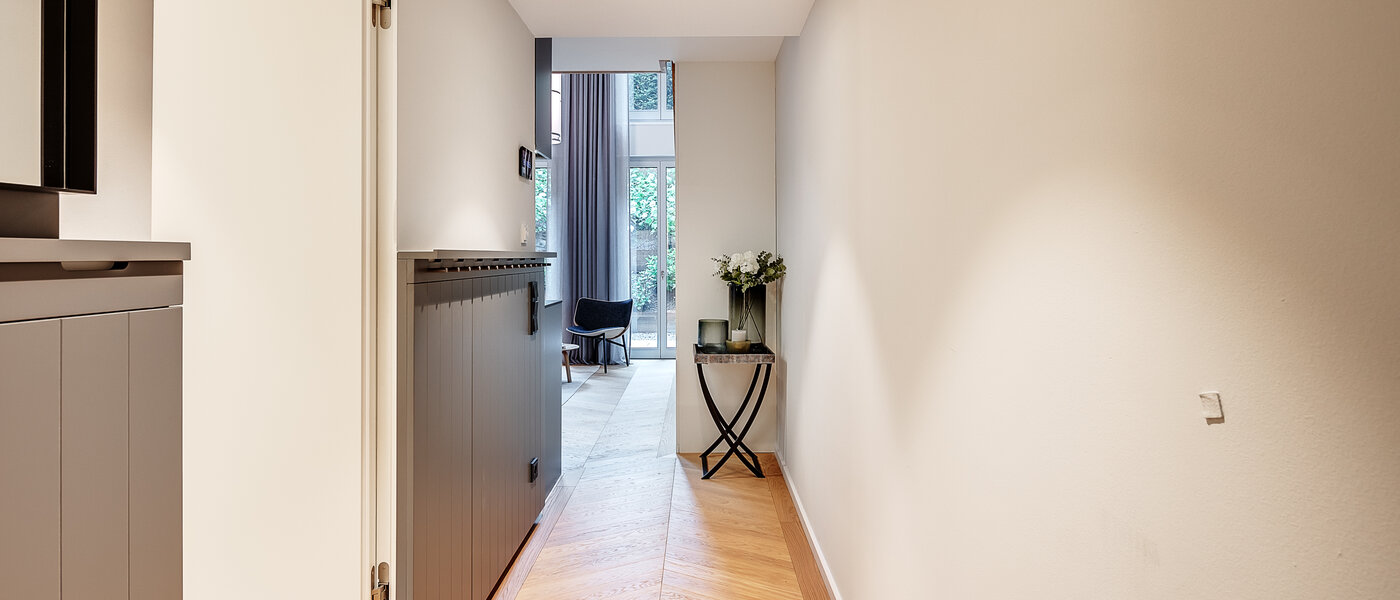 dúplex con galería München Herzogpark 02 pasillo 12618