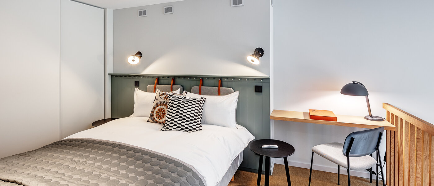 dúplex con galería München Herzogpark 01 zona de dormir 12618