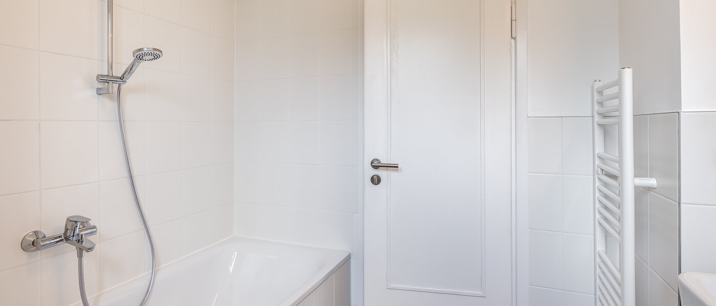 piso con jardín Germering 02 baño 13004