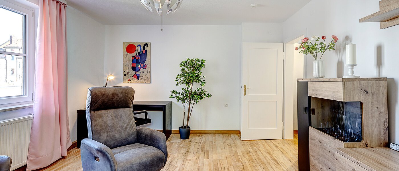 apartamento München Neuhausen 04 zona de día  13100