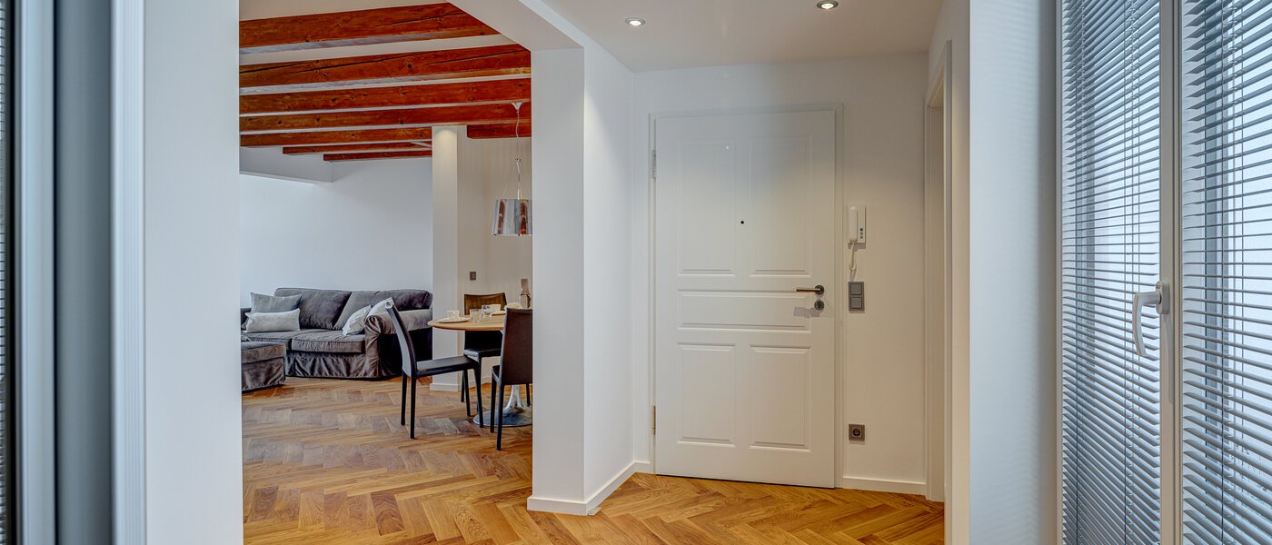 dúplex München Neuhausen 01 pasillo 13127