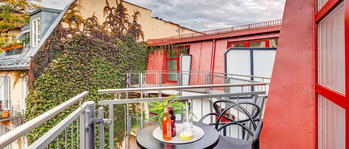 apartamento München Schwanthalerhöhe 02 balcón 13143