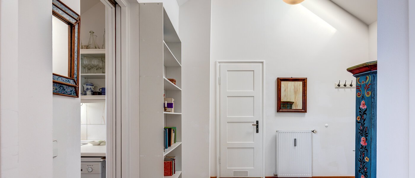 apartamento München Schwabing (links der Leopoldstraße) 02 pasillo 13164