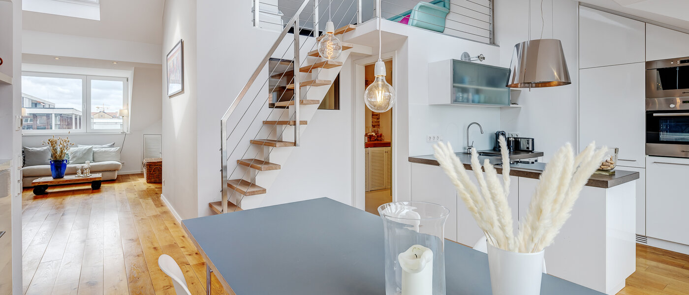 dúplex con galería München Maxvorstadt - Museumsviertel 03 zona comedor 13166