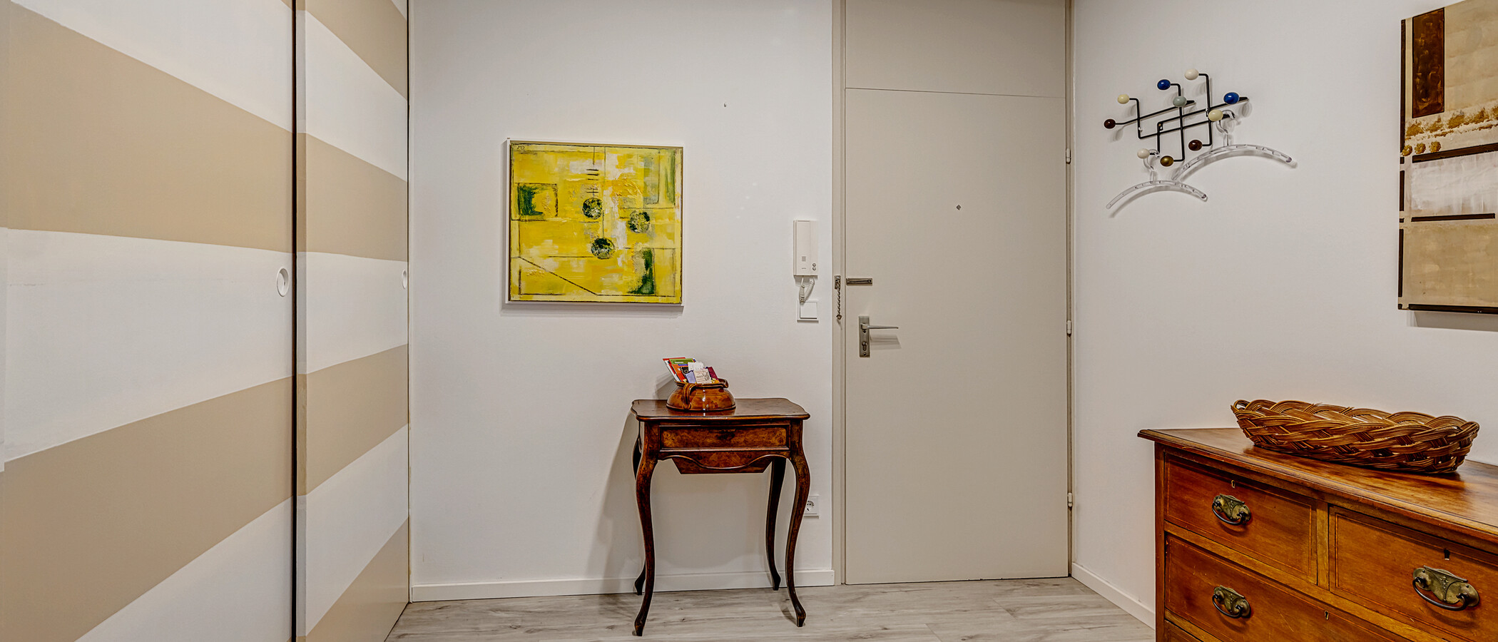 apartamento München Neuhausen 01 pasillo 13222