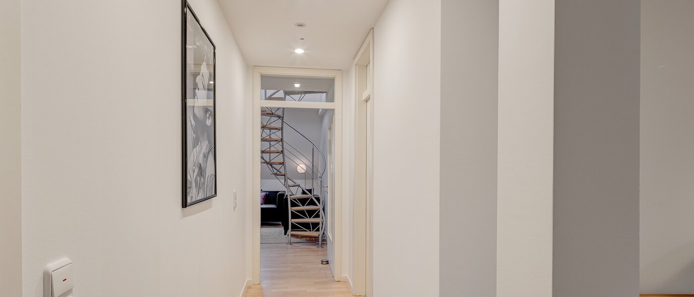 dúplex con galería München Maxvorstadt 02 pasillo 13317