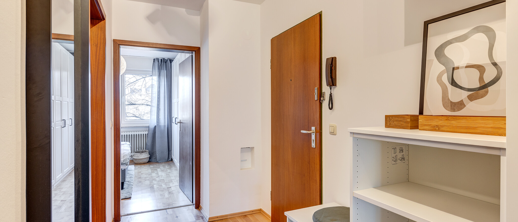 apartamento München Neuhausen 02 pasillo 13344