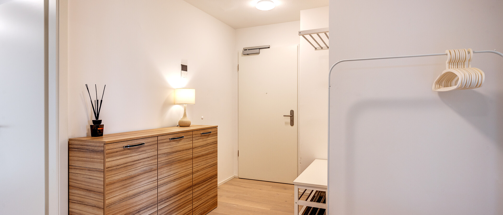 apartamento München Neuperlach 01 pasillo 13388