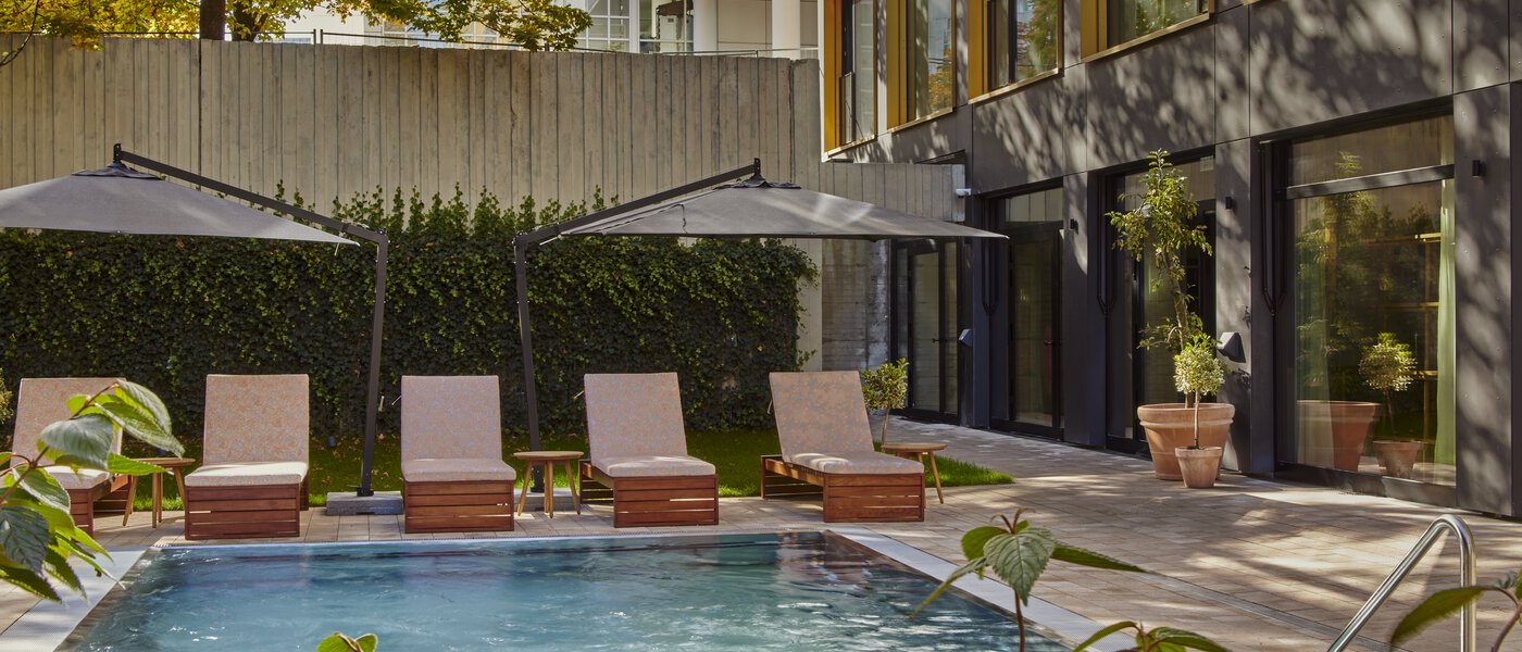 apartamento München Obersendling 01 piscina 13390