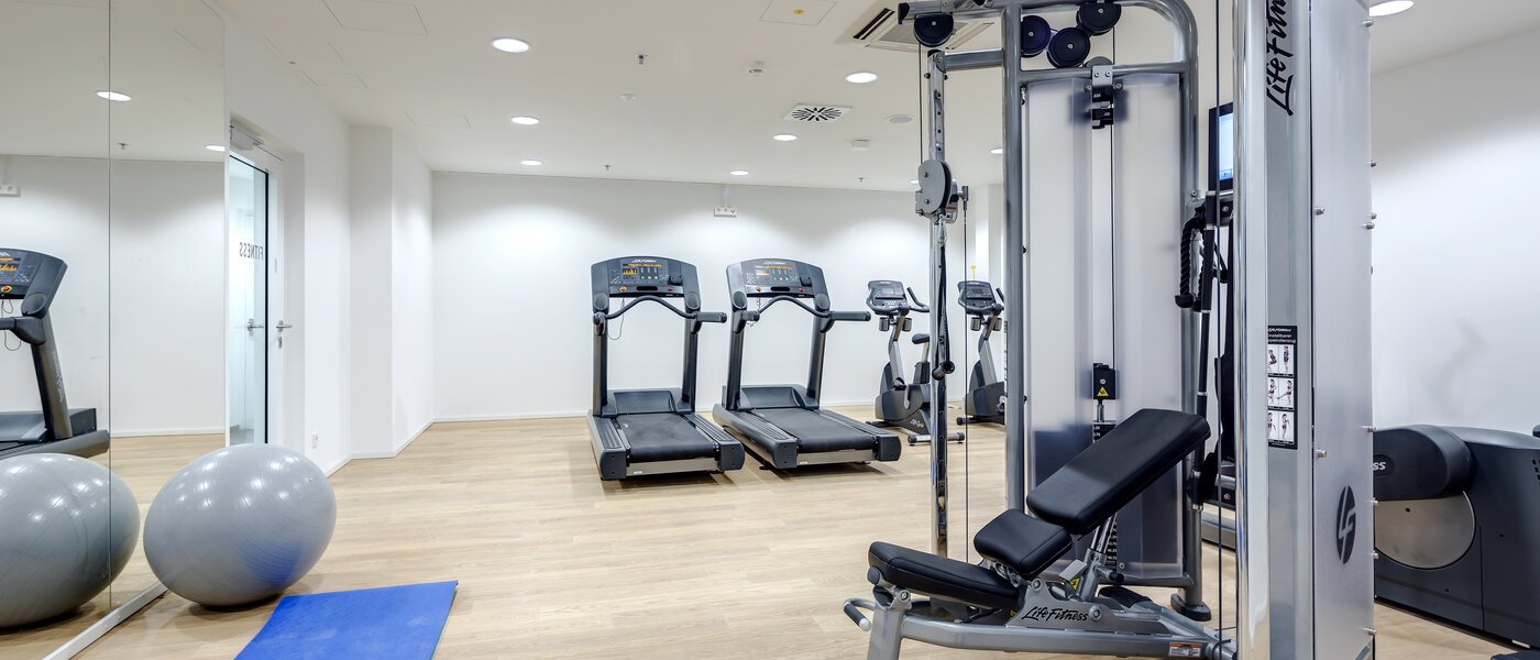 apartamento München Nymphenburg 03 cuarto de fitness 13432
