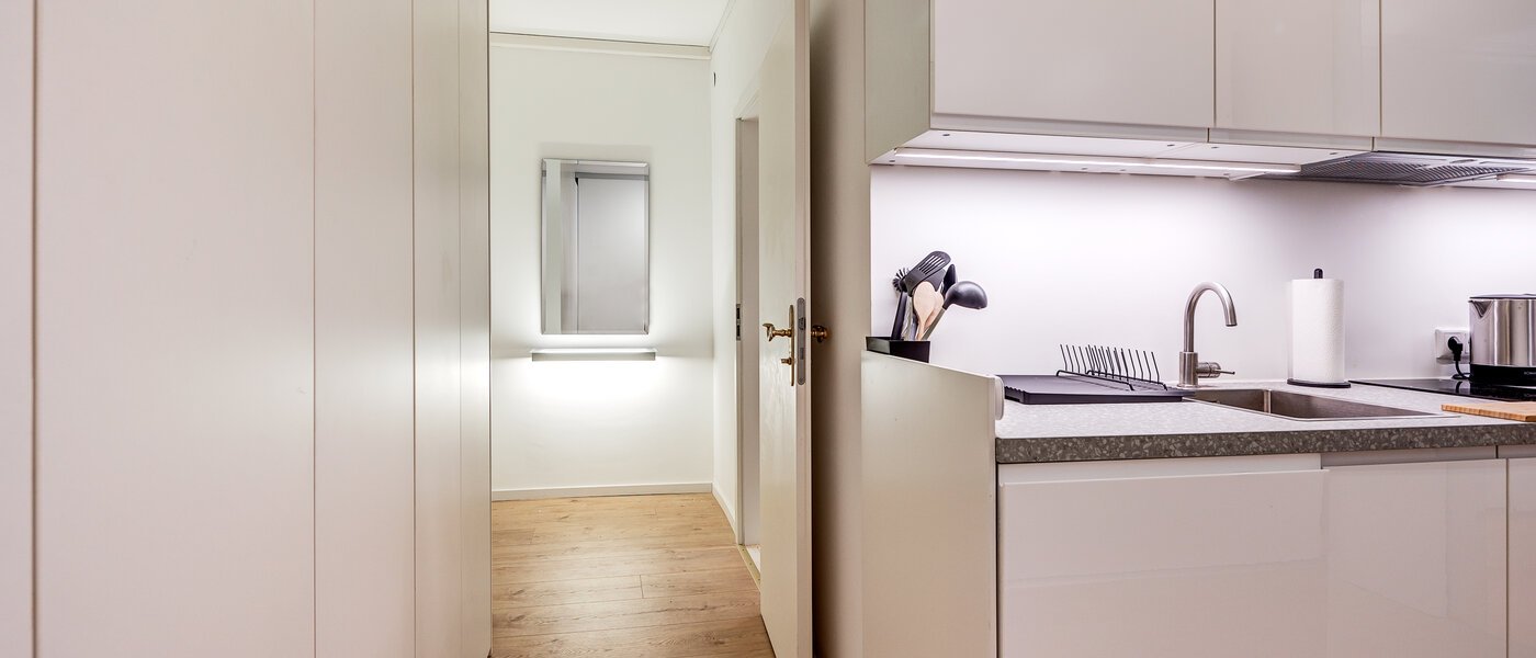 apartamento München Schwabing - Alte Heide 04 pasillo 13448