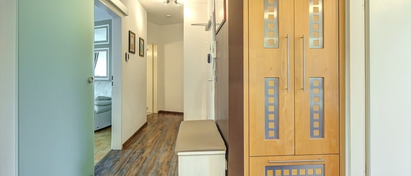 apartamento Poing 04 pasillo 13482