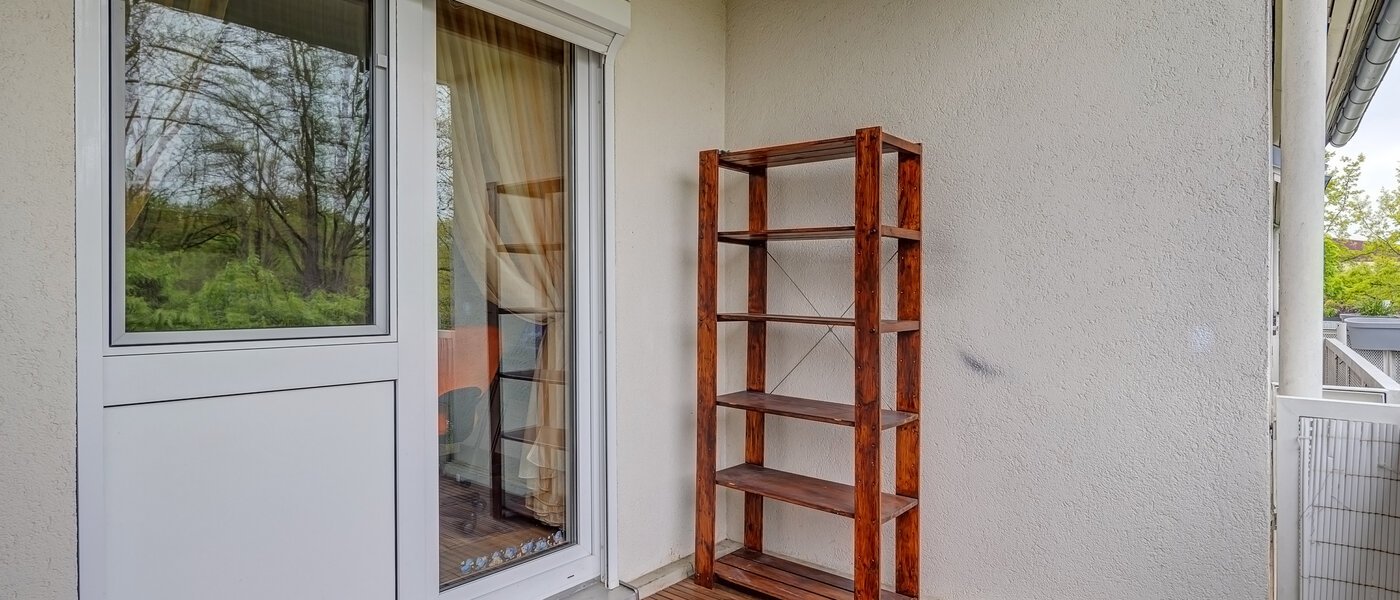 apartamento Poing 03 balcón 13482