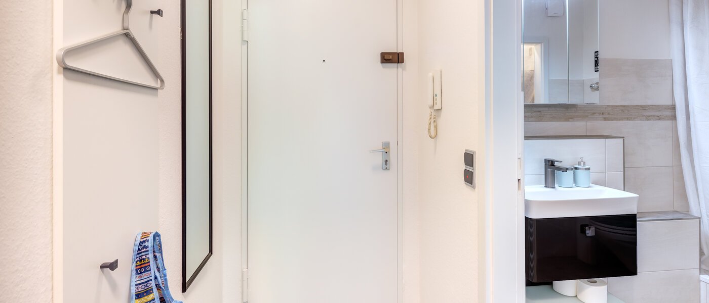 apartamento Unterschleißheim 01 pasillo 13675