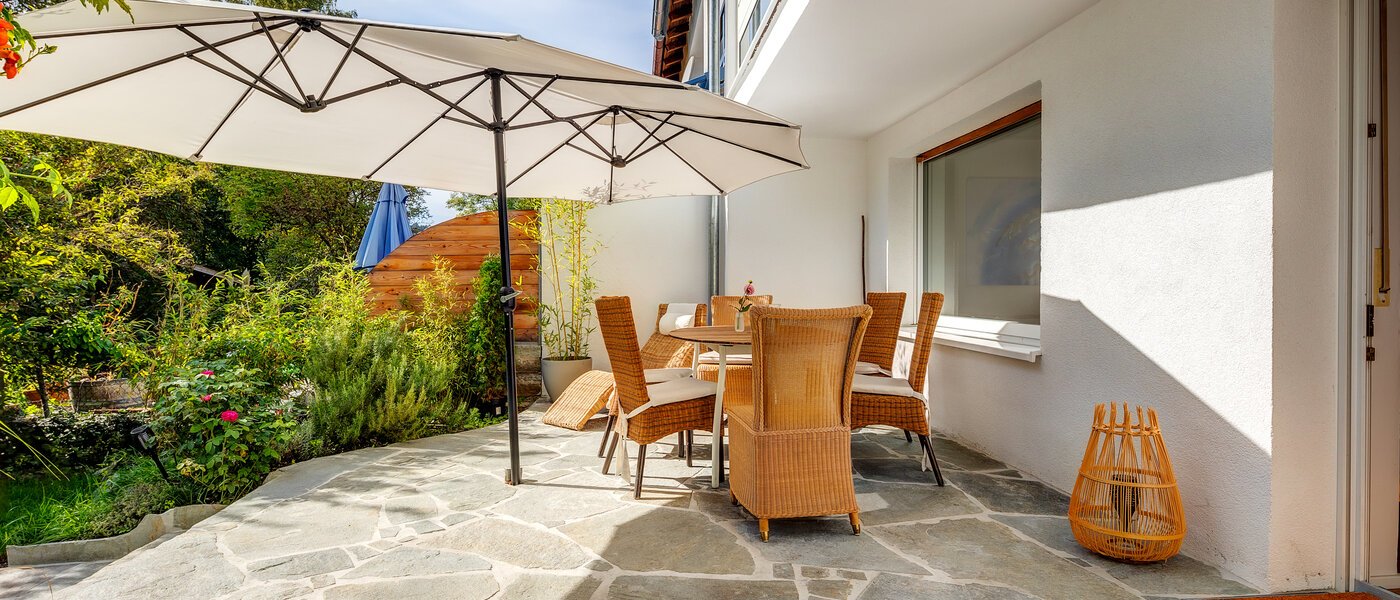 chalet adosado en esquina Eichenau 02 terraza 13696