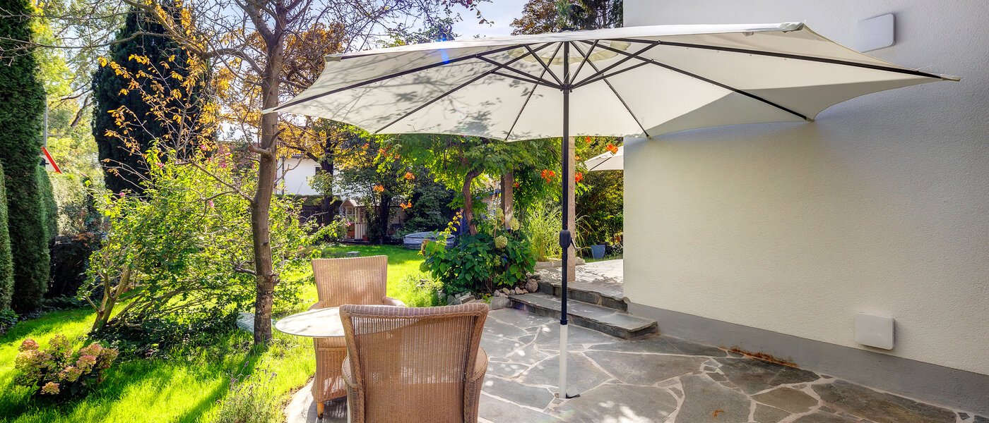 chalet adosado en esquina Eichenau 03 terraza 13696