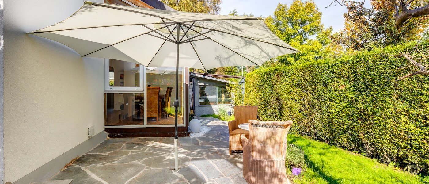 chalet adosado en esquina Eichenau 05 terraza 13696