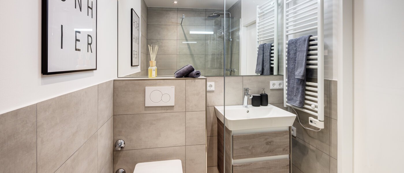 apartamento München Arabellapark 01 baño 13725