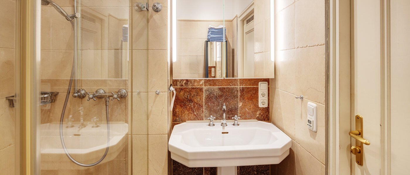 apartamento München Maxvorstadt - Rund um den Josephplatz 01 baño 13761