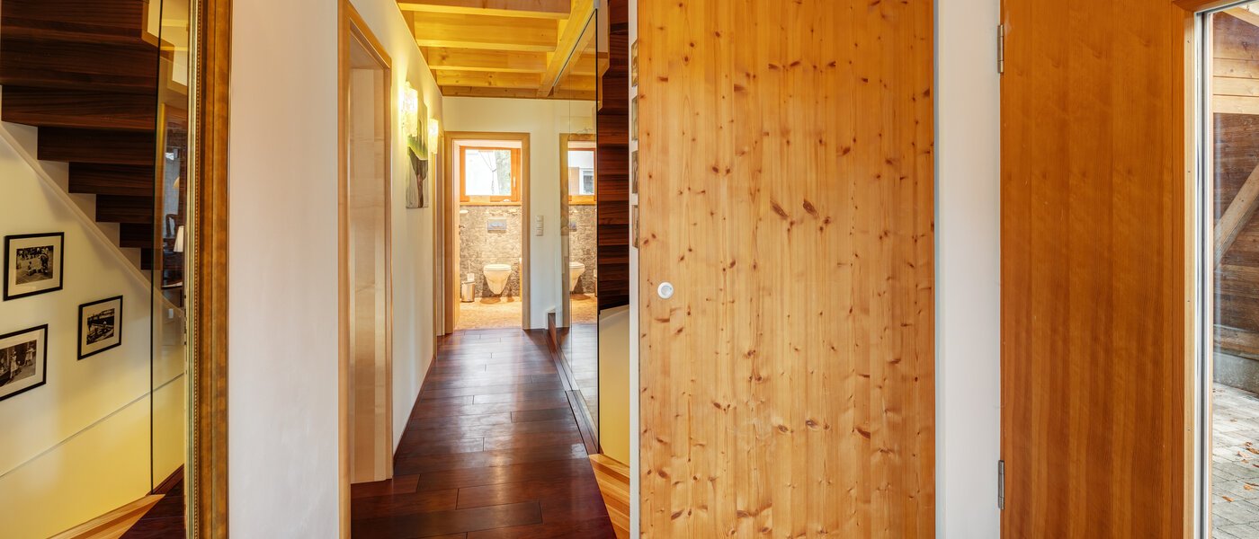 casa unifamiliar Oberhaching 01 pasillo 13766