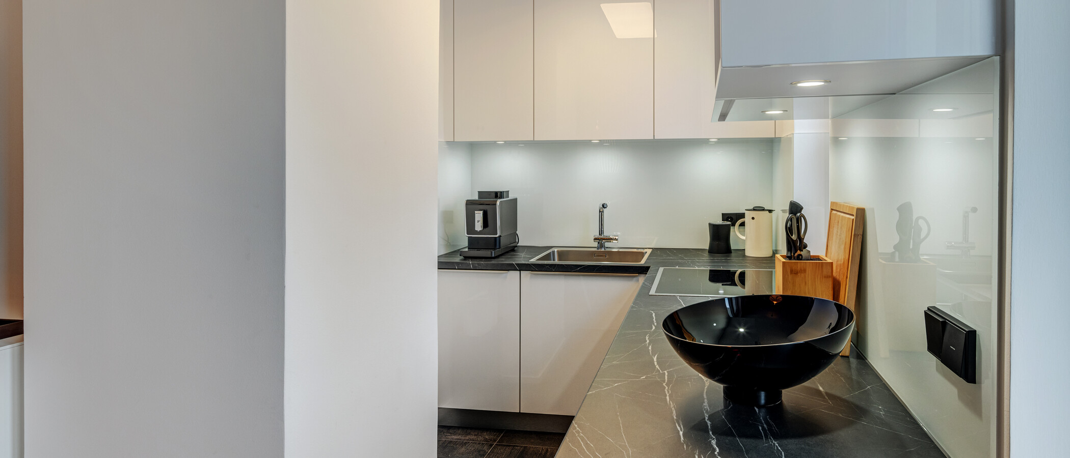 apartamento München Schwabing-Nord (zw. Belgrad- & Leopoldstraße) 01 cocina 13778