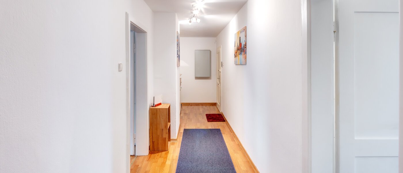 apartamento München Neuhausen 03 pasillo 13780