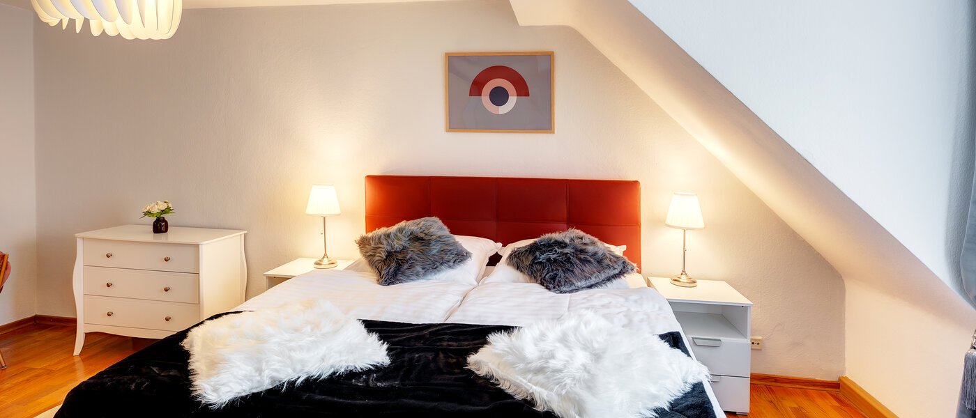 apartamento München Neuhausen 02 dormitorio 13780