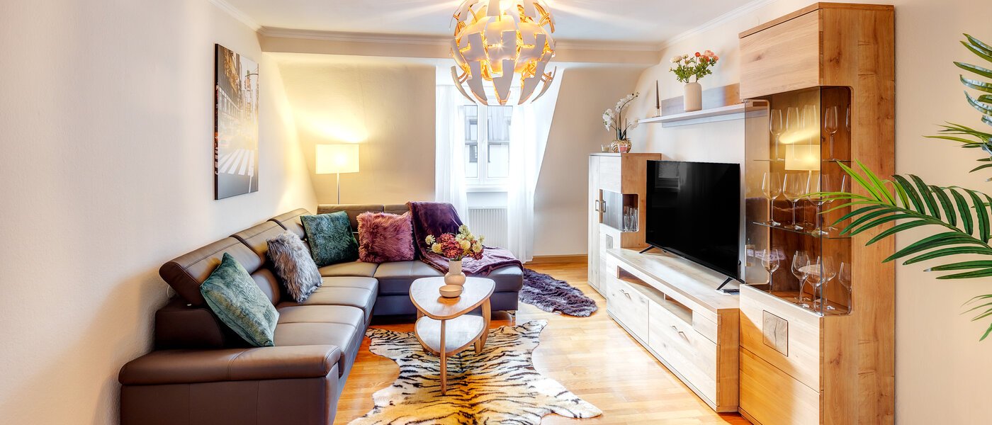 apartamento München Neuhausen 01 sala de estar 13780