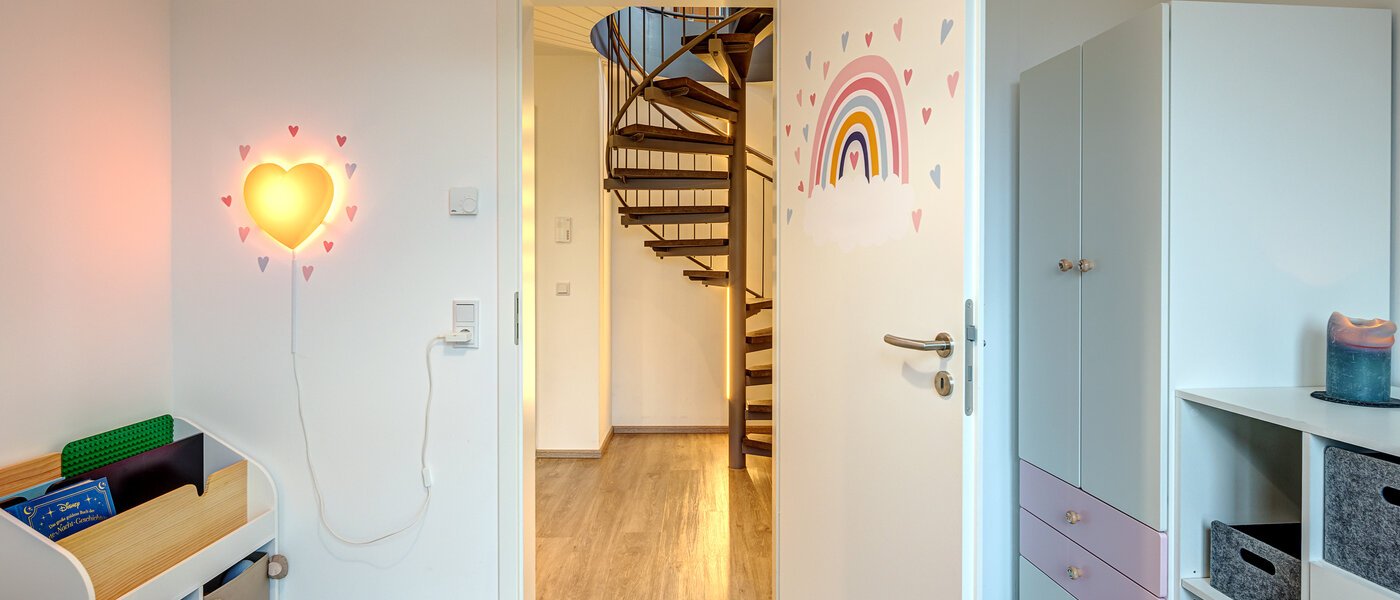 ático con terraza München Neuaubing 03 cuarto infantil 13783