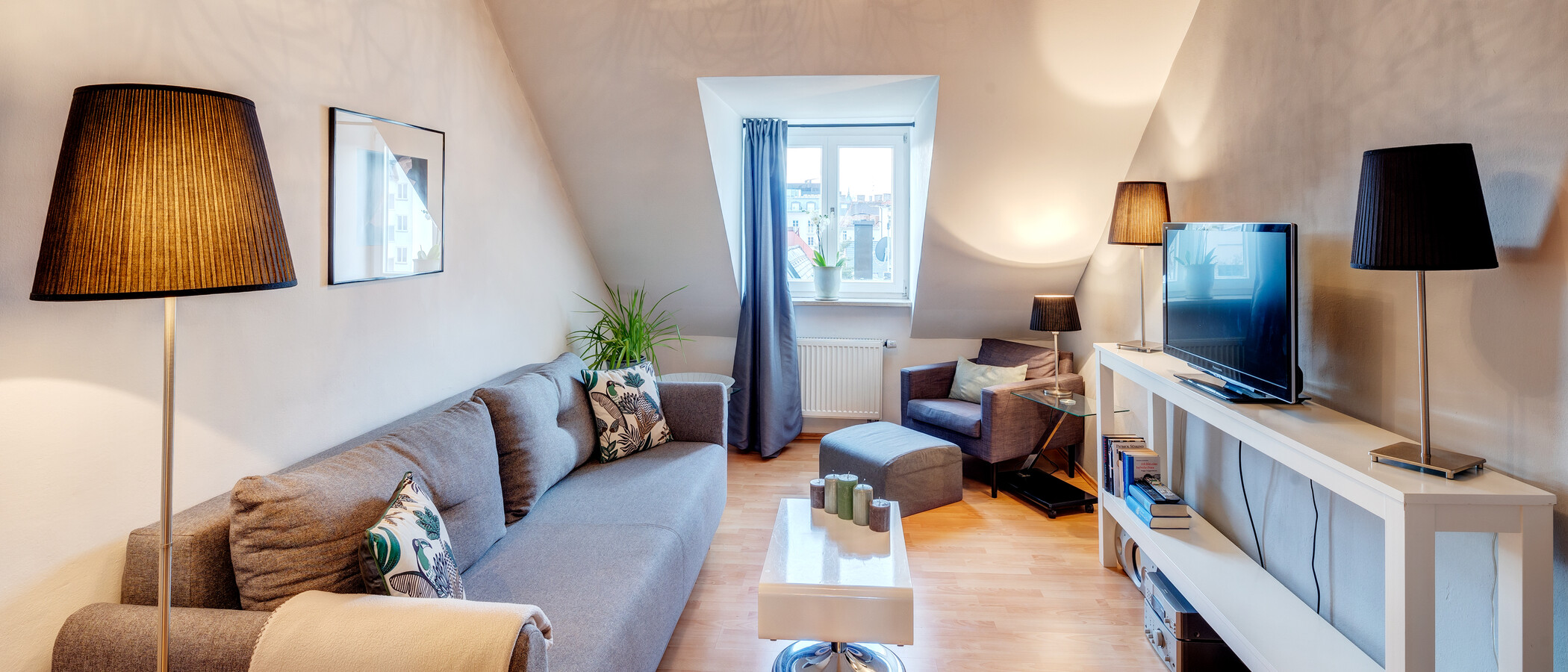 apartamento München Maxvorstadt 01 sala de estar 13801