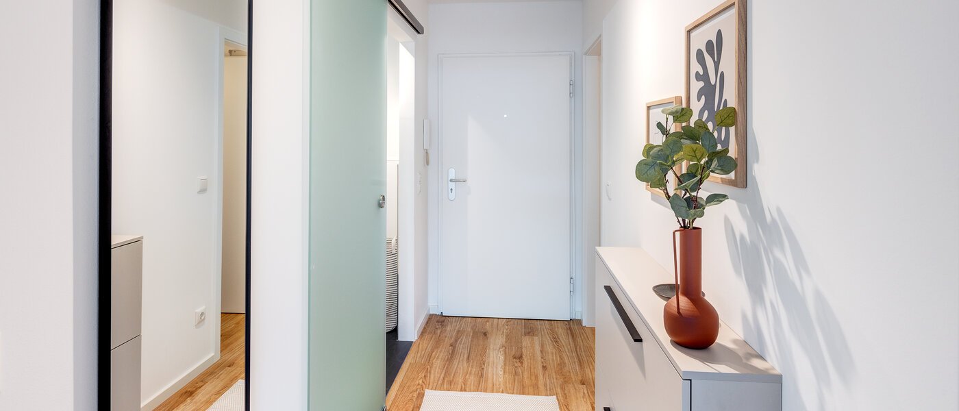 apartamento München Neuhausen 01 pasillo 13806