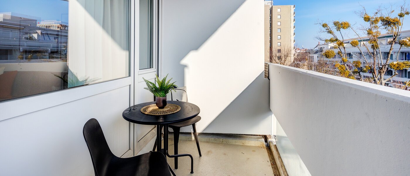 apartamento München Neuhausen 01 balcón 13806