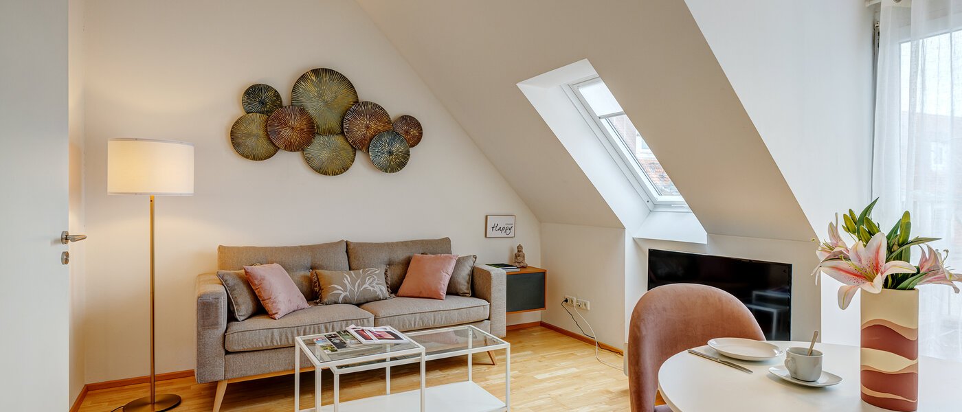 ático München Schwabing (rechts der Leopoldstraße) 02 sala de estar 13837