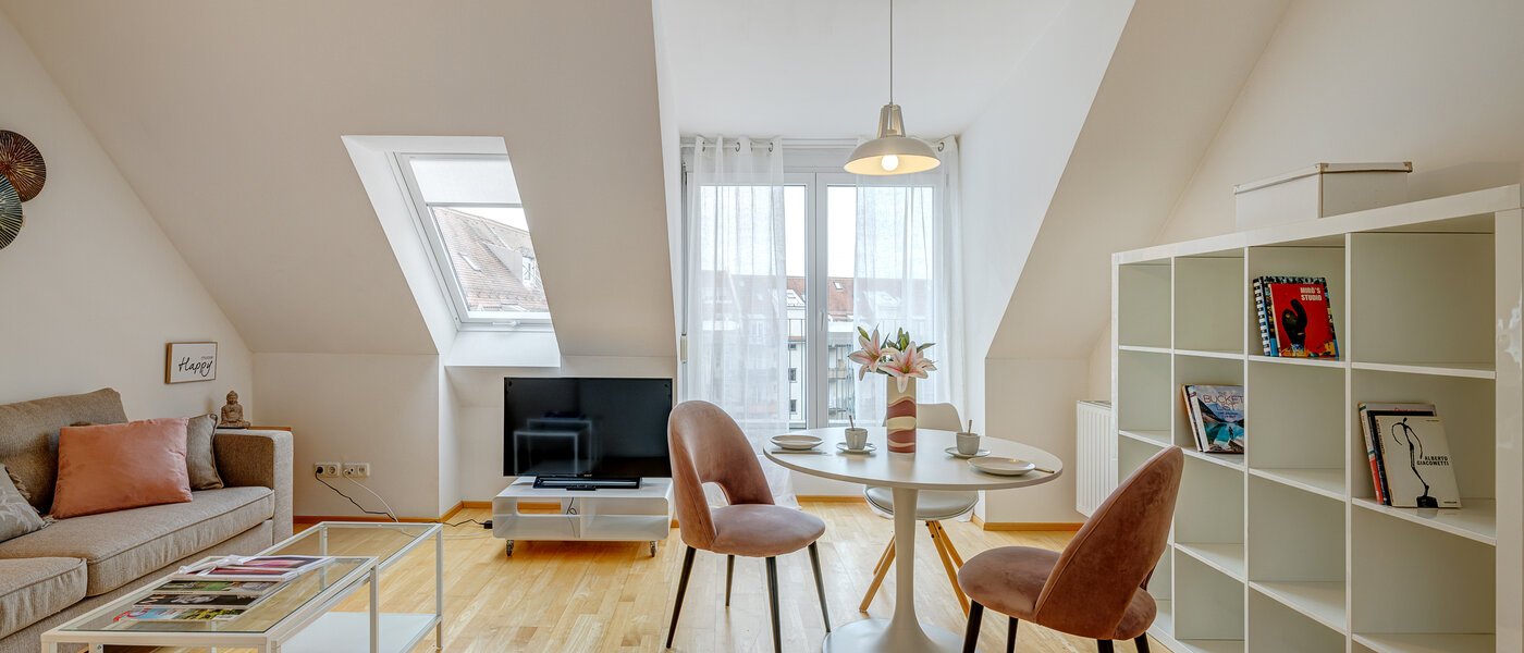 ático München Schwabing (rechts der Leopoldstraße) 03 sala de estar 13837