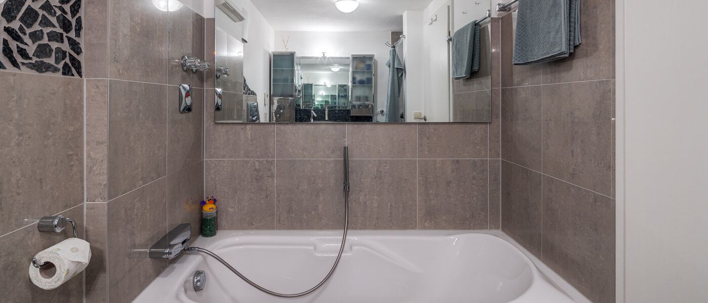 piso con galería Ottobrunn 02 baño 13854