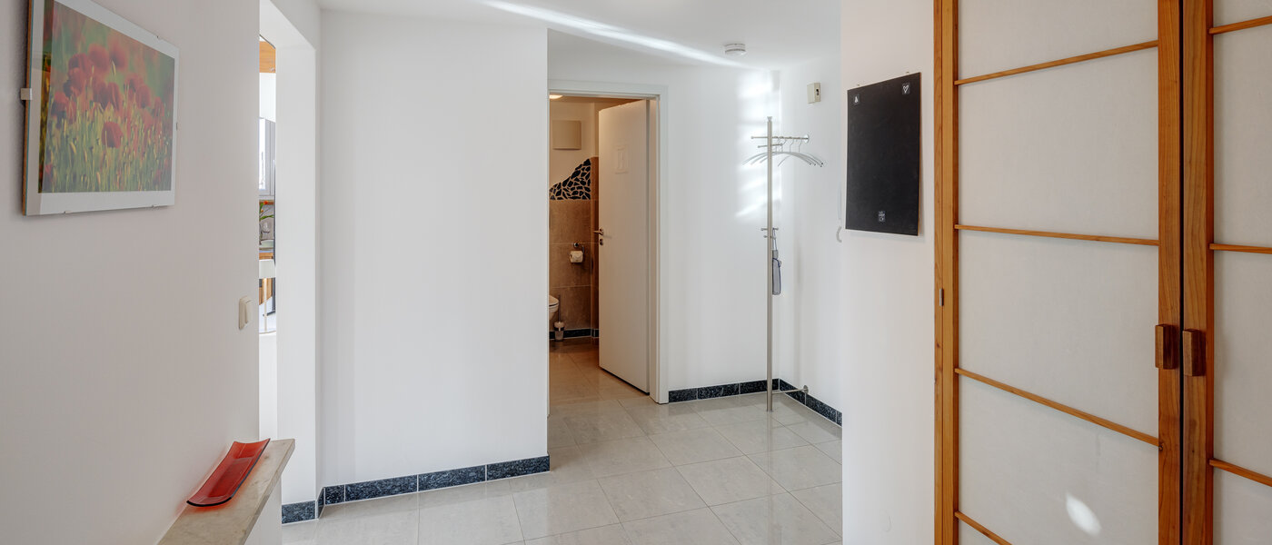 piso con galería Ottobrunn 02 pasillo 13854