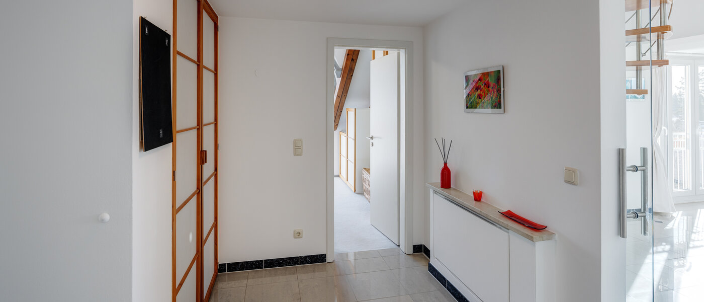 piso con galería Ottobrunn 03 pasillo 13854