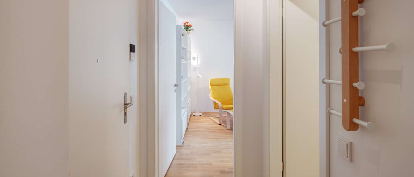 apartamento München Neuhausen 01 pasillo 13855