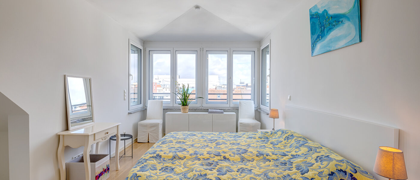 ático München Ludwigsvorstadt 01 1. dormitorio 13896