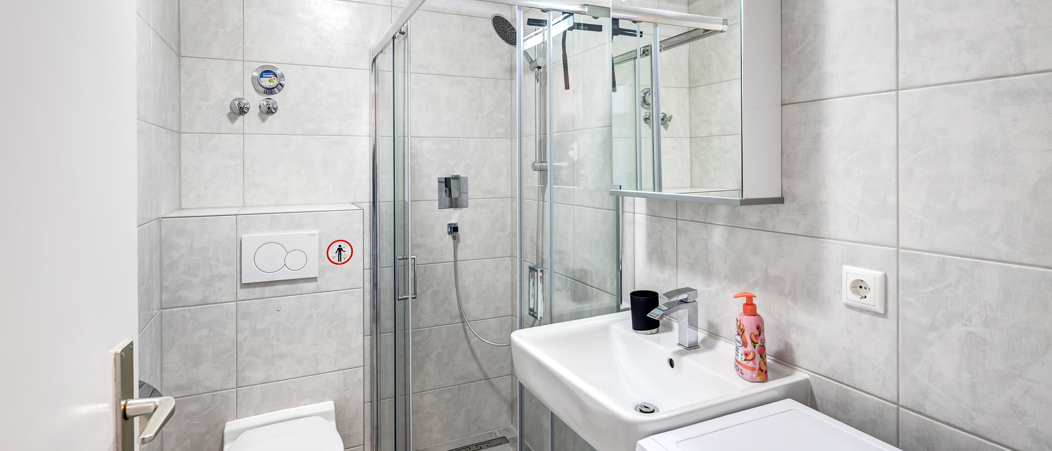 apartamento München Neuhausen 01 baño 13948