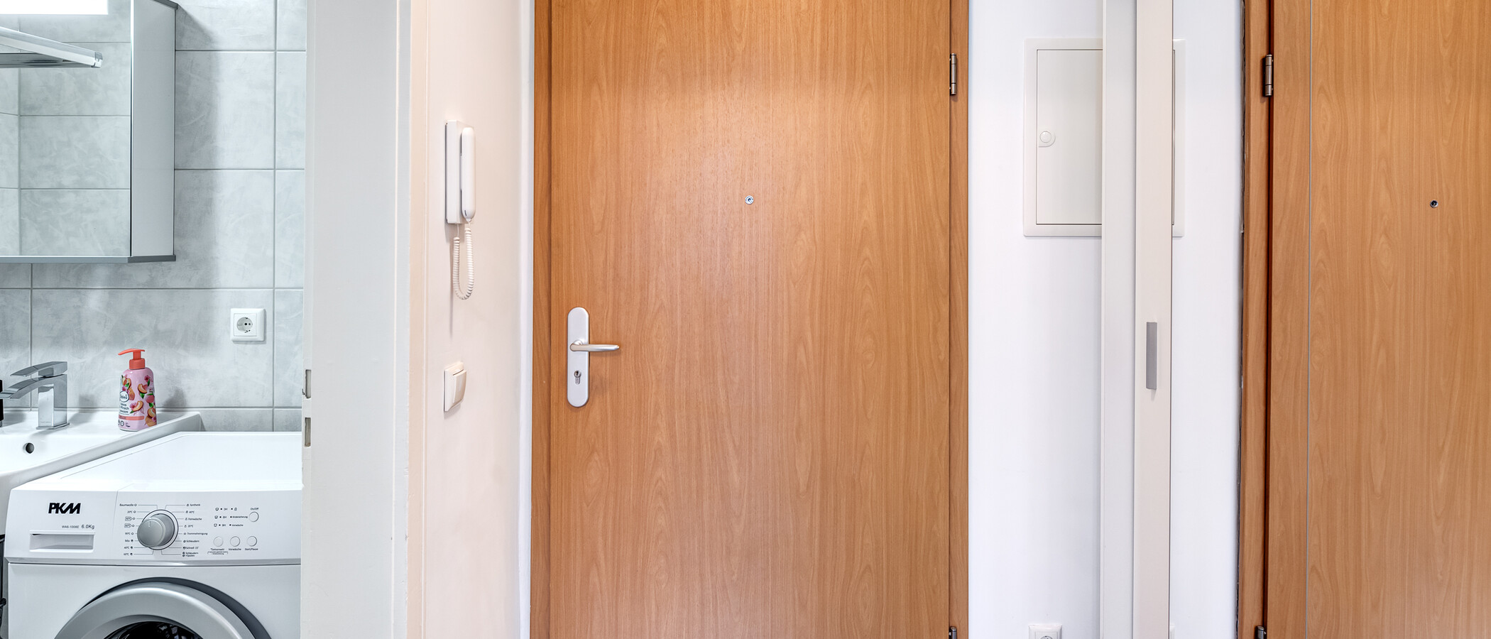 apartamento München Neuhausen 01 pasillo 13948